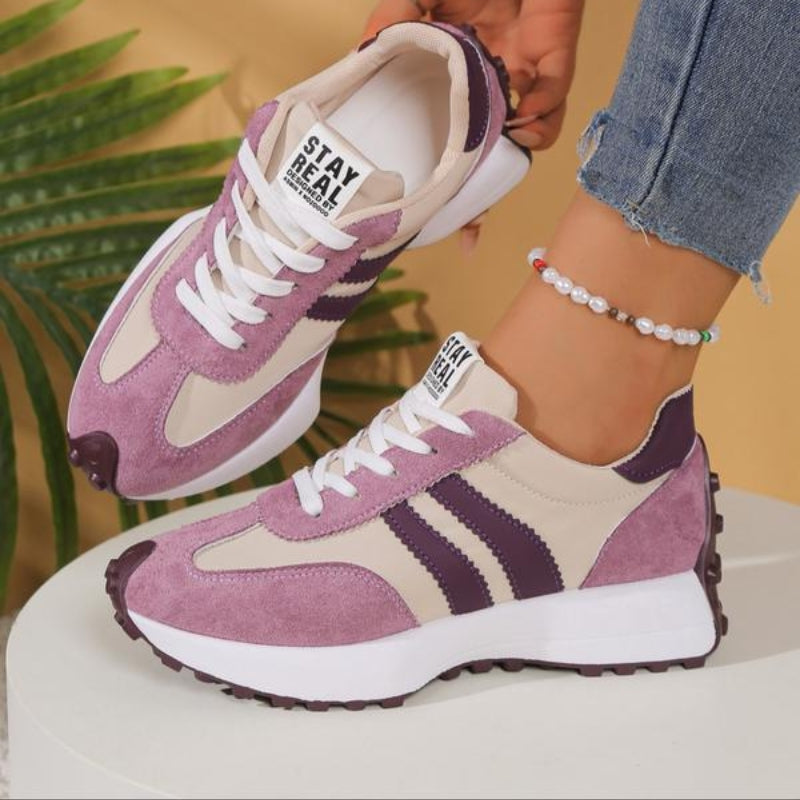 Damskie sneakersy na platformie – retro, sznurowane, gruba podeszwa