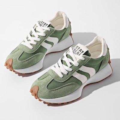 Sneakersy na platformie – retro, sznurowane, gruba podeszwa