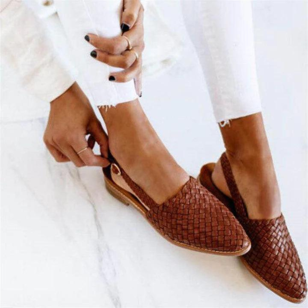 Mokasyny damskie slingback – pleciona cholewka