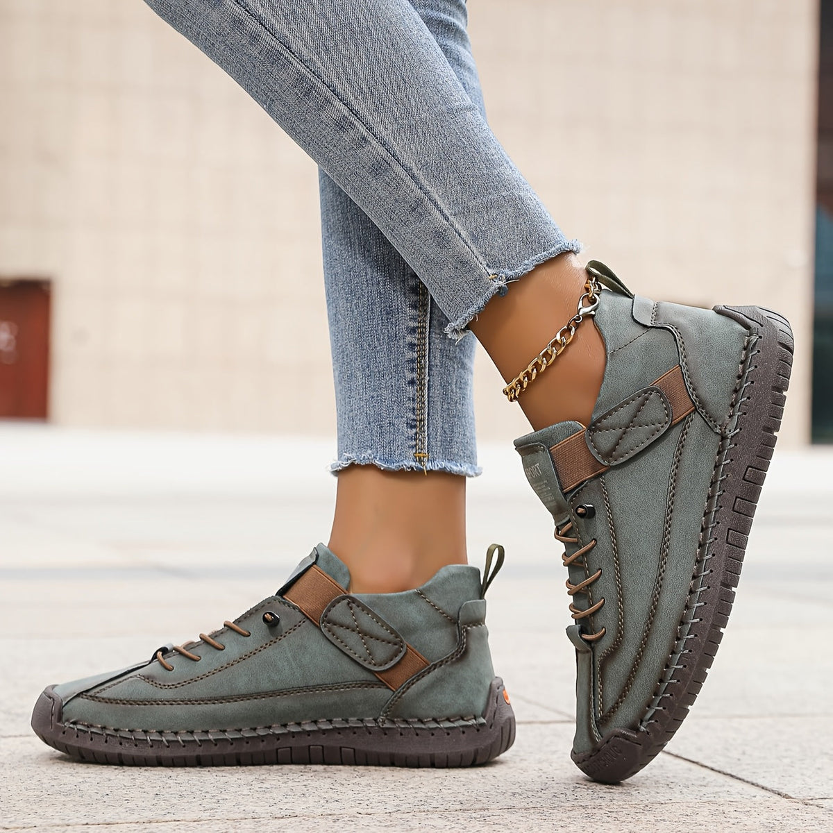 Wygodne sneakersy ortopedyczne damskie – wsuwane, na rzep