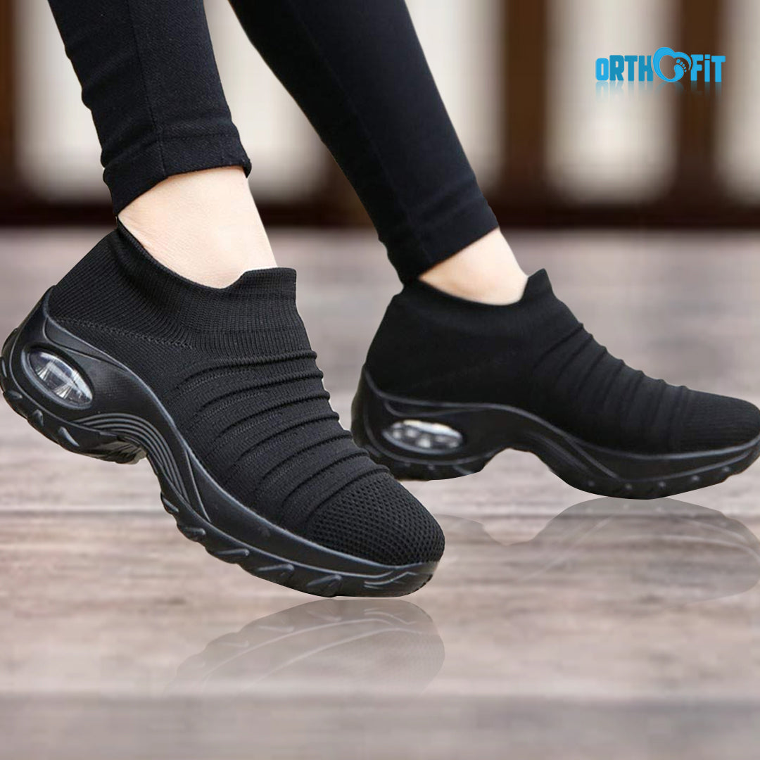 Sneakersy damskie – stylizacja