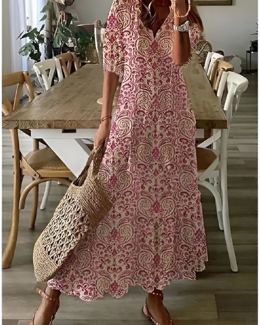 Boho sukienka plażowa damska – zwiewna, z frędzlami