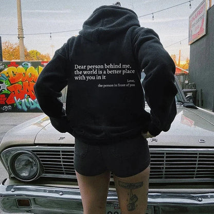 Bluza z kapturem z napisem – unisex, miękka i wygodna