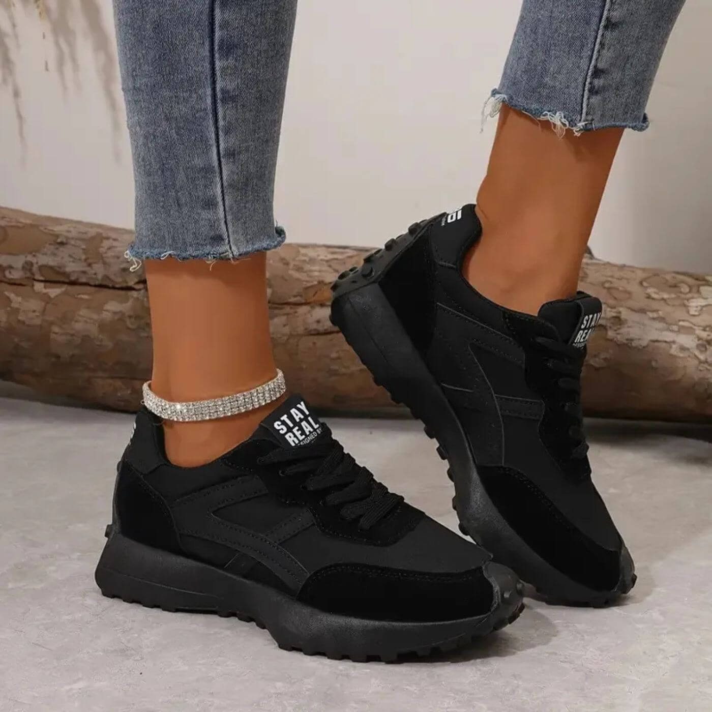 Sneakersy damskie sznurowane – profil