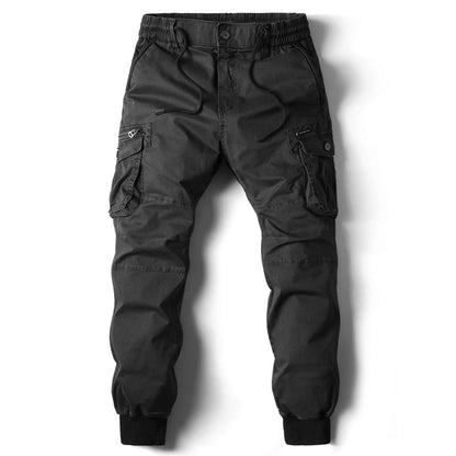 Spodnie cargo – detal kieszeni