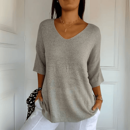 Dzianinowy sweter damski – gładka dzianina