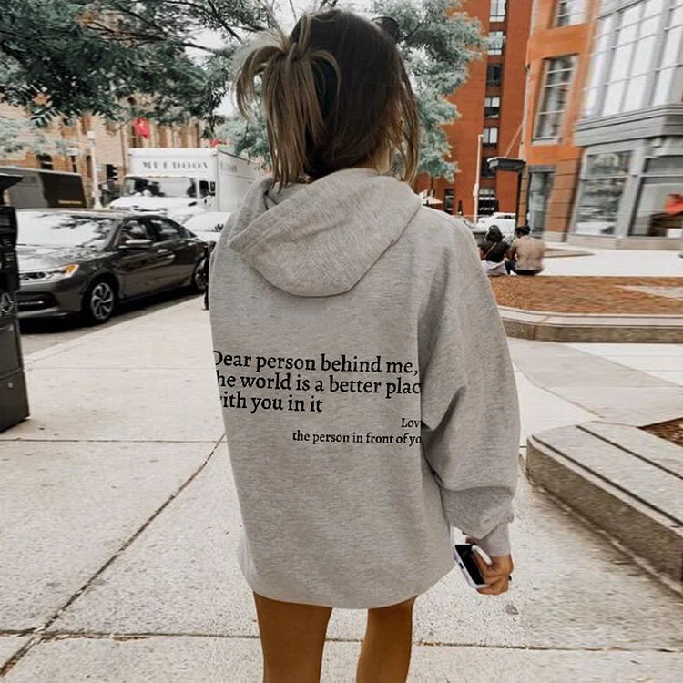 Bluza z kapturem z napisem – unisex, miękka i wygodna